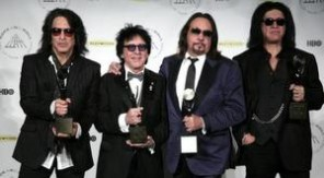 kiss hof induction