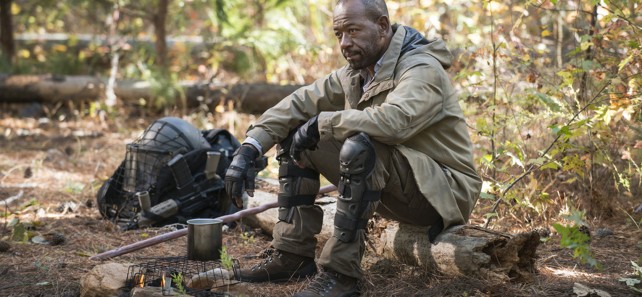 the walking dead season 5 finale - morgan by campfire